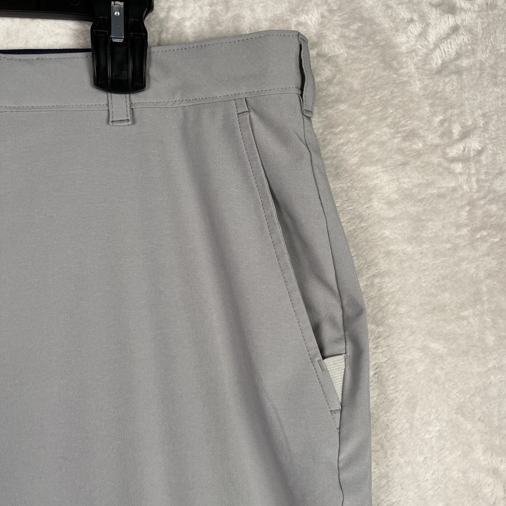 Izod Men's‎ Golf Pants 38x32 Gray Stretch Flat Front Logo Performance Light Grey - Picture 3 of 10